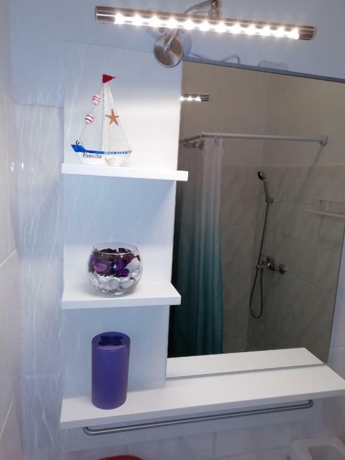 פורת Apartments Dora And Tonka Krk מראה חיצוני תמונה